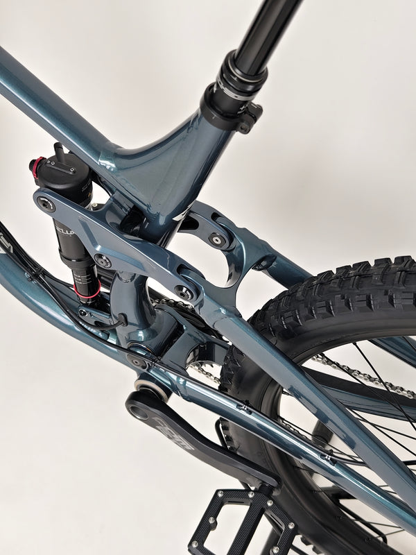 Kona Process 153 27.5 2022 / LARGE / RRP: £3,199.00 / Very Good Condition