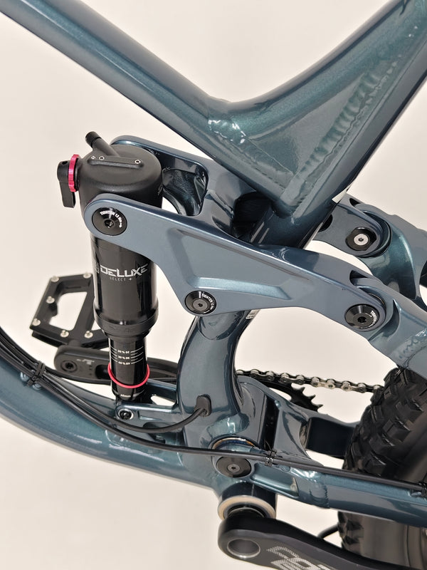 Kona Process 153 27.5 2022 / LARGE / RRP: £3,199.00 / Very Good Condition