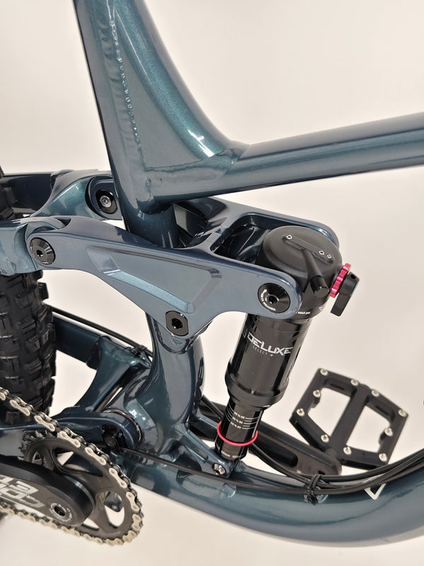 Kona Process 153 27.5 2022 / LARGE / RRP: £3,199.00 / Very Good Condition