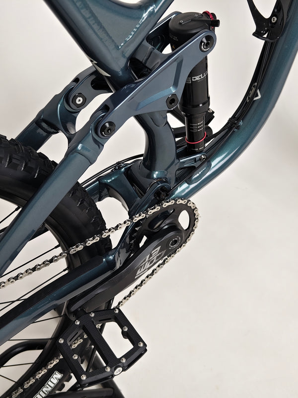 Kona Process 153 27.5 2022 / LARGE / RRP: £3,199.00 / Very Good Condition