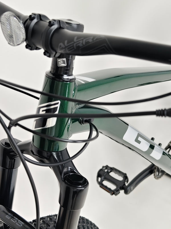 GT Zaskar LT ELITE 2024 / MEDIUM/ RRP: £1,400.00 / EXCELLENT CONDITION!