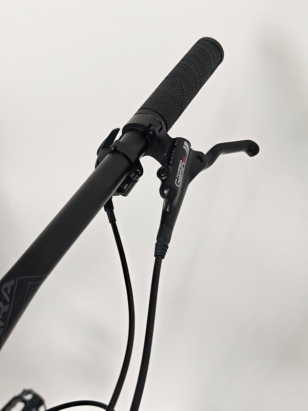 GT Zaskar LT ELITE 2024 / MEDIUM/ RRP: £1,400.00 / EXCELLENT CONDITION!