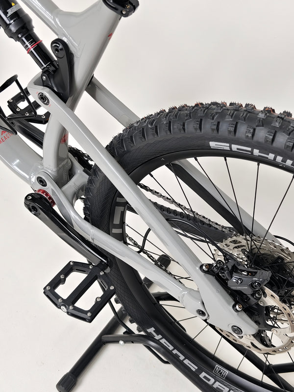 Nukeproof Reactor 275 Comp 2021 (UPGRADED) / LARGE / RRP: £2,999.99 / Very Good Condition