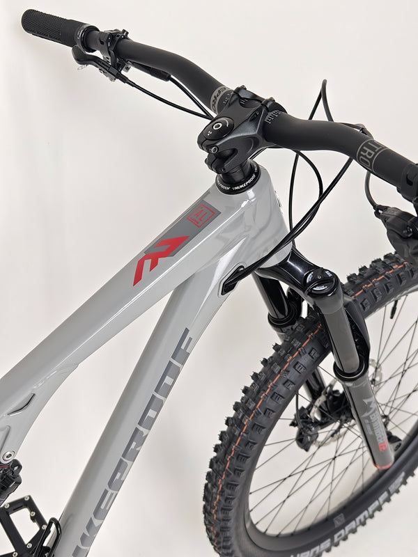 Nukeproof Reactor 275 Comp 2021 (UPGRADED) / LARGE / RRP: £2,999.99 / Very Good Condition