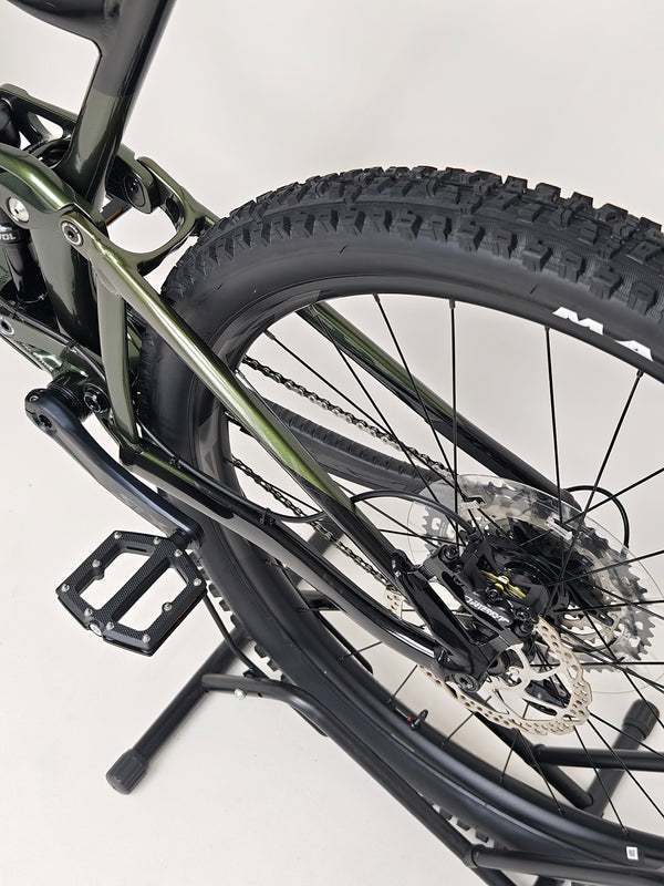 Giant Trance 29 1 2023 / LARGE / RRP: £3,599.00 / Very Good condition