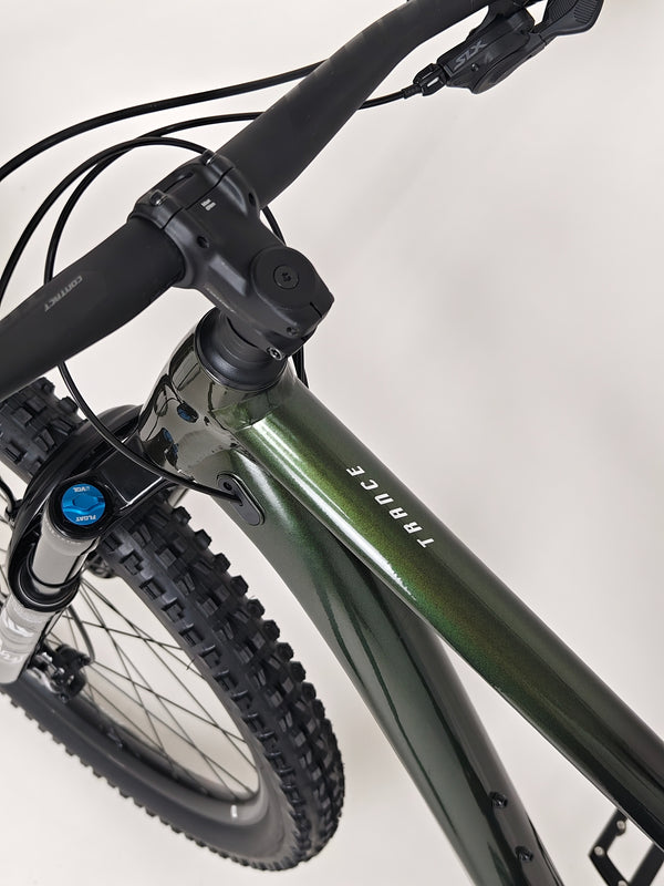 Giant Trance 29 1 2023 / LARGE / RRP: £3,599.00 / Very Good condition