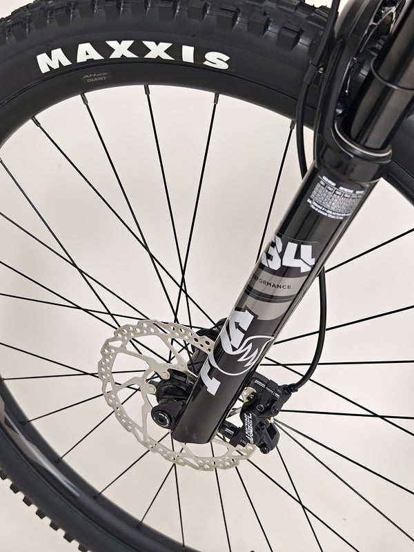 Giant Trance 29 1 2023 / LARGE / RRP: £3,599.00 / Very Good condition