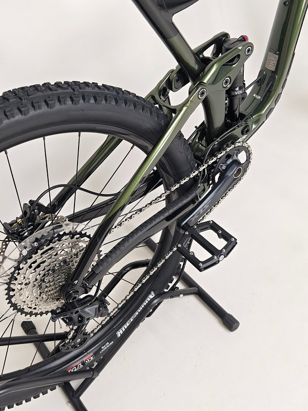 Giant Trance 29 1 2023 / LARGE / RRP: £3,599.00 / Very Good condition