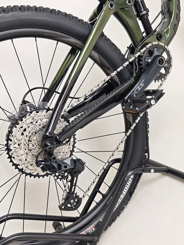 Giant Trance 29 1 2023 / LARGE / RRP: £3,599.00 / Very Good condition