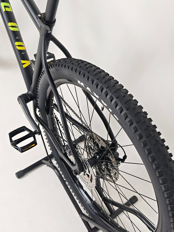 Dynamic angle shot of the VooDoo Bizango, emphasizing the bike's suspension system.