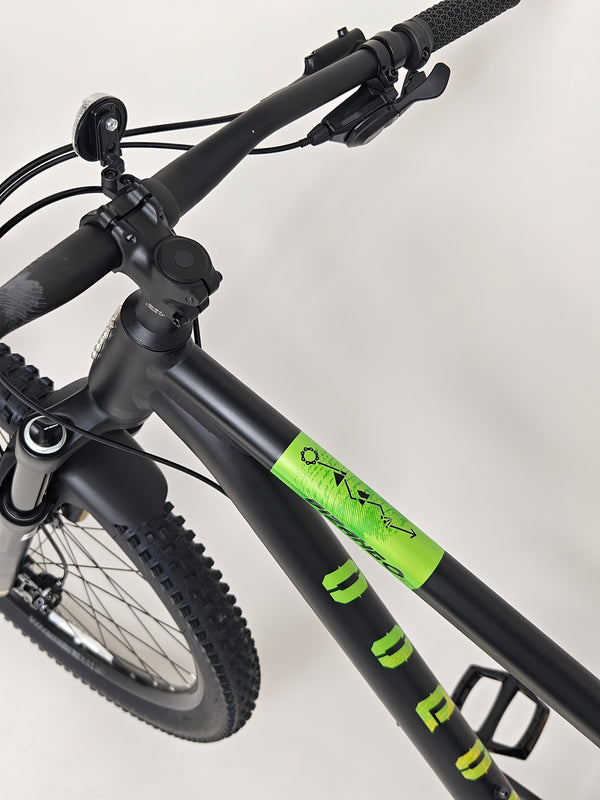 VooDoo Bizango 2025 / LARGE / RRP: £750.00 / Like NEW!