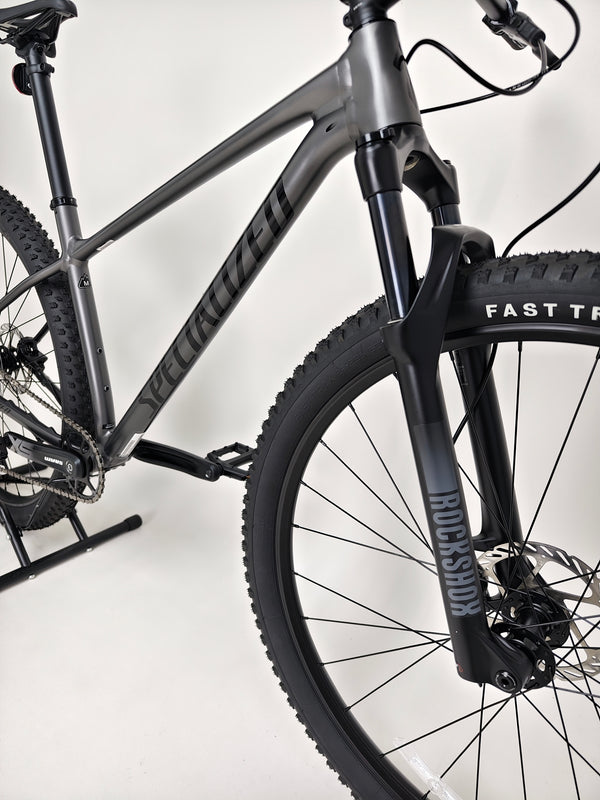 Specialized Chisel Hardtail 2025 / MEDIUM / RRP: £2,000.00 / Used only ONCE!