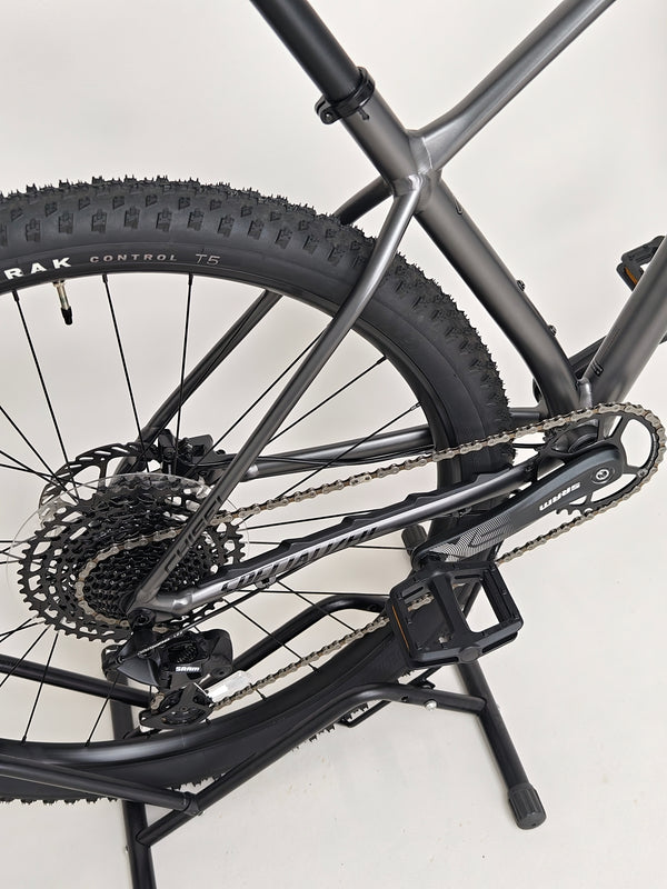 Specialized Chisel Hardtail 2025 / MEDIUM / RRP: £2,000.00 / Used only ONCE!