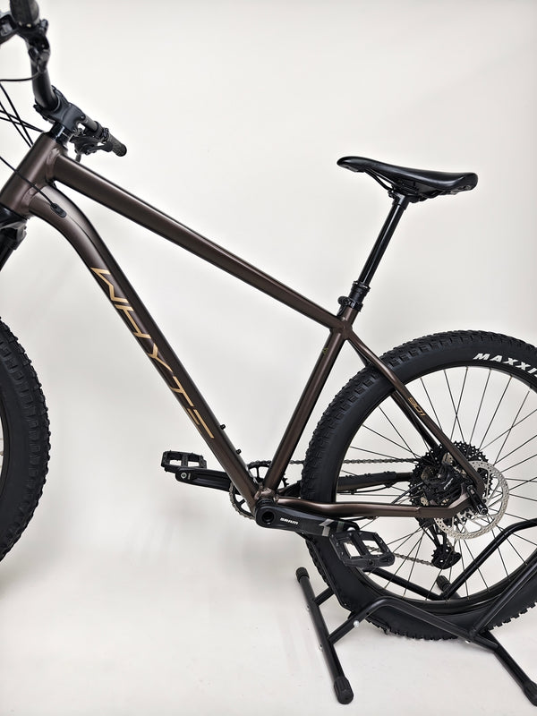 Whyte 901 V5 2023 / LARGE / RockShox / RRP: £1,850.00 / Very Good Condition