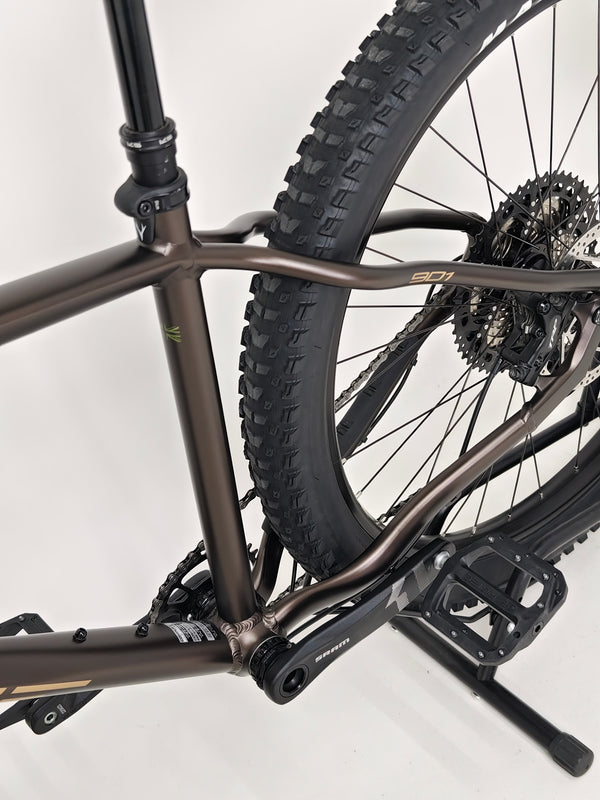 Whyte 901 V5 2023 / LARGE / RockShox / RRP: £1,850.00 / Very Good Condition