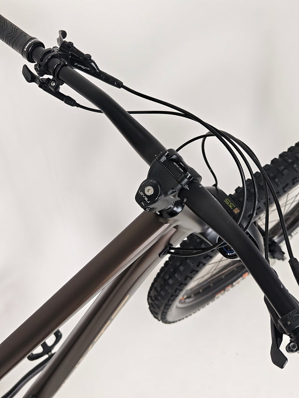 Whyte 901 V5 2023 / LARGE / RockShox / RRP: £1,850.00 / Very Good Condition