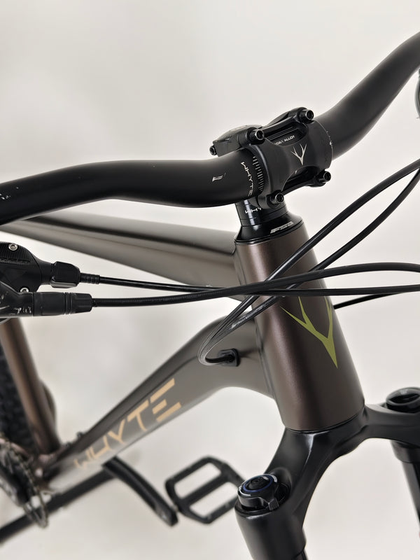 Whyte 901 V5 2023 / LARGE / RockShox / RRP: £1,850.00 / Very Good Condition