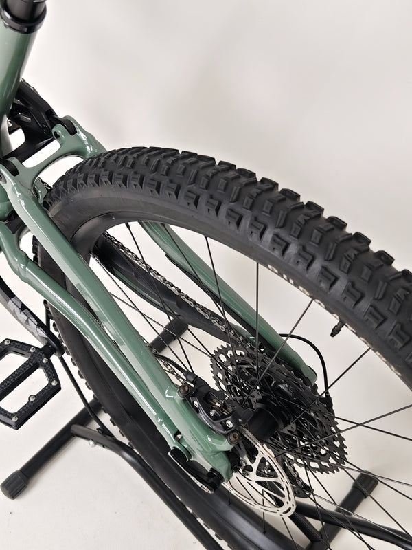 Specialized Stumpjumper Comp Alloy 2021 / LARGE / FOX/ RRP: £2,950.00 / Very Good Condition