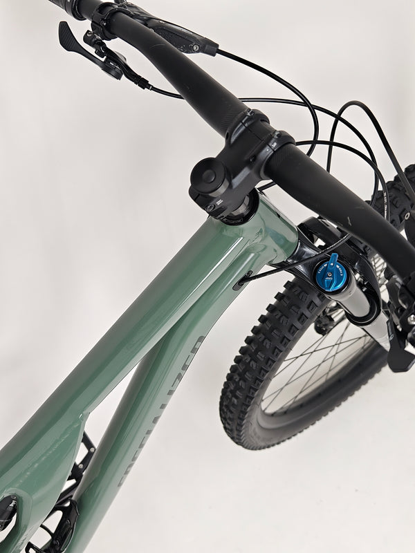 Specialized Stumpjumper Comp Alloy 2021 / LARGE / FOX/ RRP: £2,950.00 / Very Good Condition