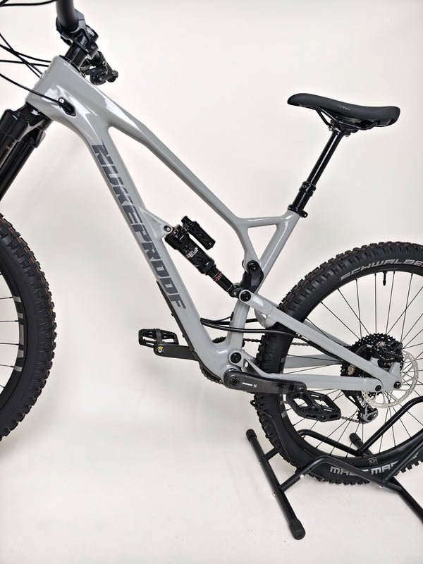 Nukeproof Mega 290 CARBON / LARGE / RRP: £5,499.00 / Very Good Condition