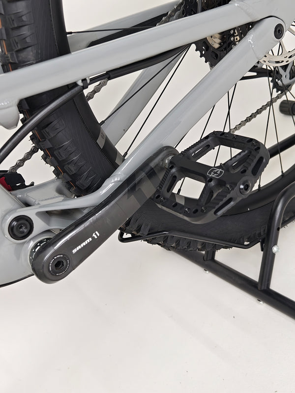 Nukeproof Mega 290 CARBON / LARGE / RRP: £5,499.00 / Very Good Condition