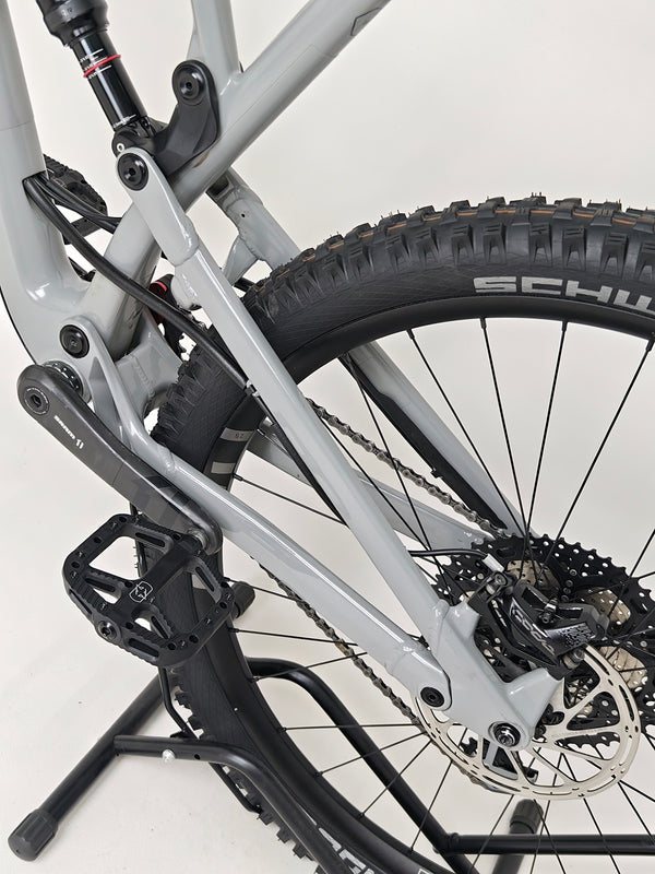 Nukeproof Mega 290 CARBON / LARGE / RRP: £5,499.00 / Very Good Condition