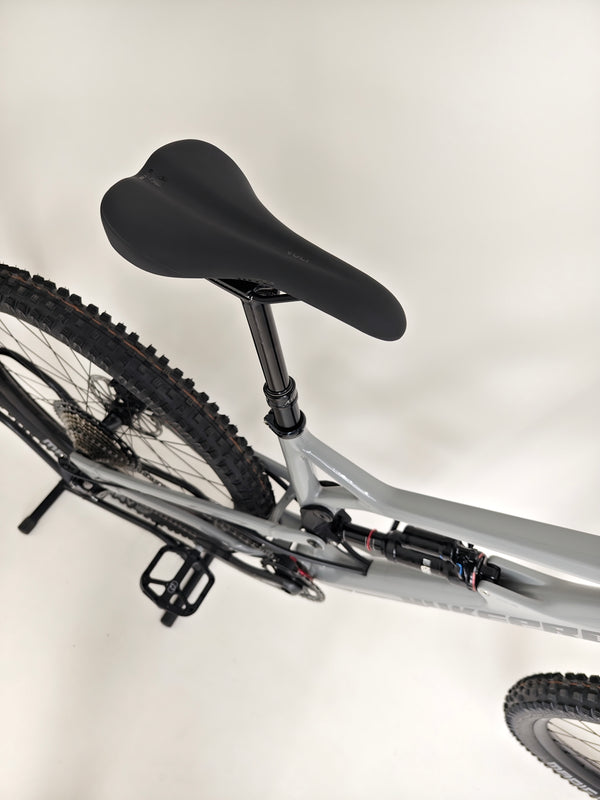 Nukeproof Mega 290 CARBON / LARGE / RRP: £5,499.00 / Very Good Condition