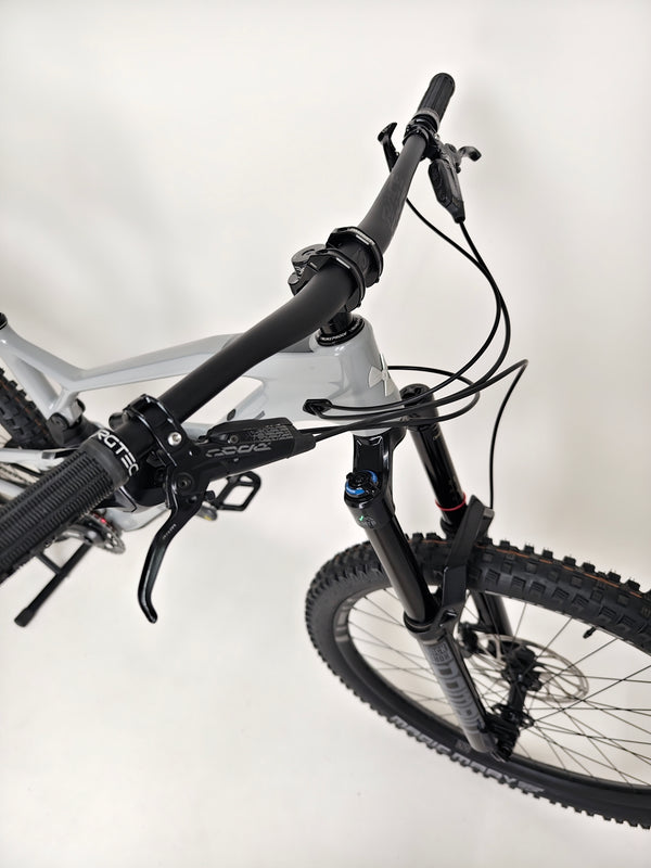 Nukeproof Mega 290 CARBON / LARGE / RRP: £5,499.00 / Very Good Condition