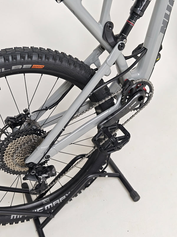 Nukeproof Mega 290 CARBON / LARGE / RRP: £5,499.00 / Very Good Condition