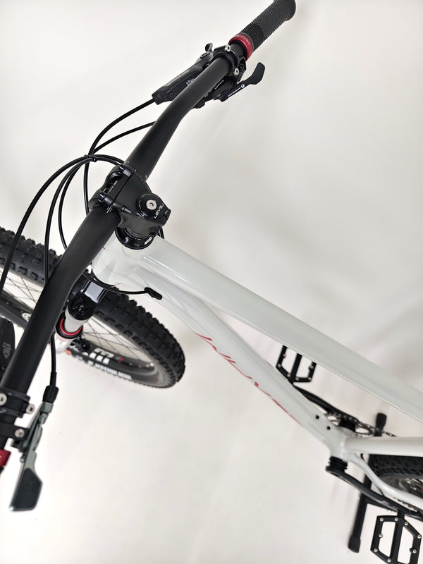 Whyte 905 V4 2022 / LARGE / RRP: £2,099.00 / Excellent Condition!