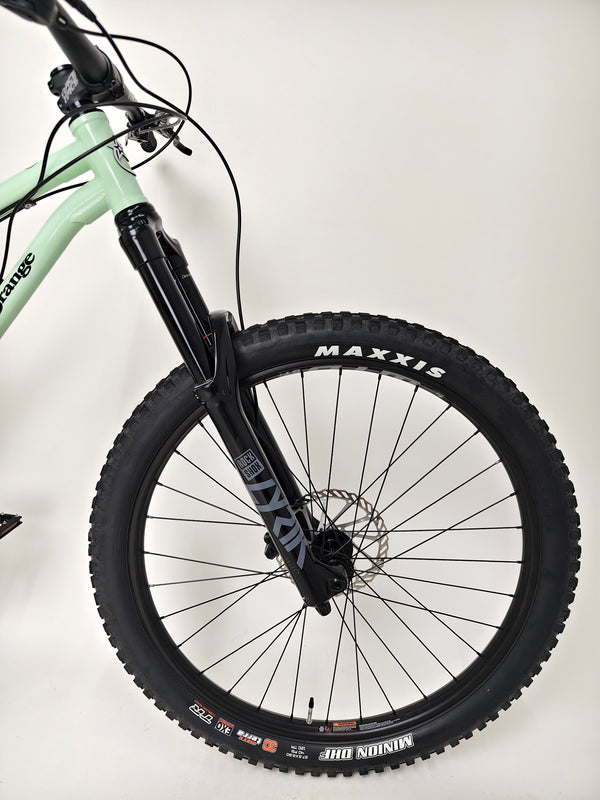 Orange P7 27.5 S 2024 / LARGE / 27.5”/ RRP: £2,600.00 / Excellent Condition