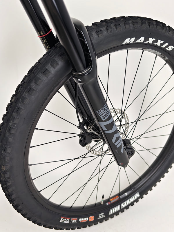 Orange P7 27.5 S 2024 / LARGE / 27.5”/ RRP: £2,600.00 / Excellent Condition