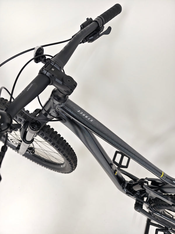 Giant Stance 29 2 2024 / LARGE / RRP: £1,999.00 / Tubeless / Excellent Condition