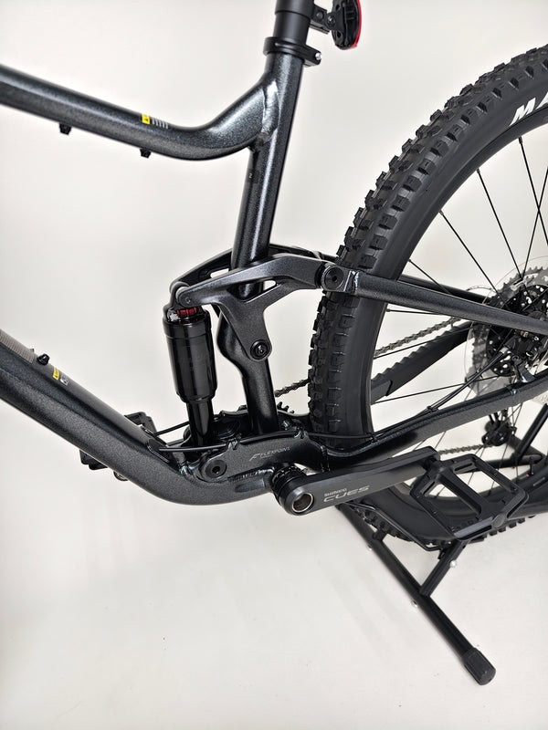 Giant Stance 29 2 2024 / LARGE / RRP: £1,999.00 / Tubeless / Excellent Condition