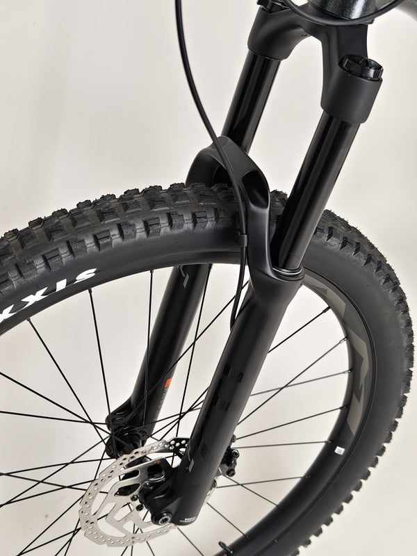 Giant Stance 29 2 2024 / LARGE / RRP: £1,999.00 / Tubeless / Excellent Condition