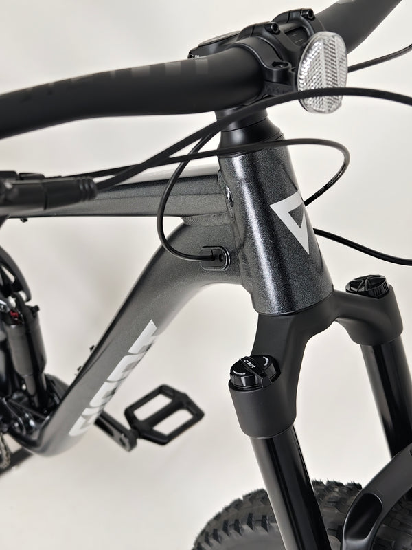 Giant Stance 29 2 2024 / LARGE / RRP: £1,999.00 / Tubeless / Excellent Condition