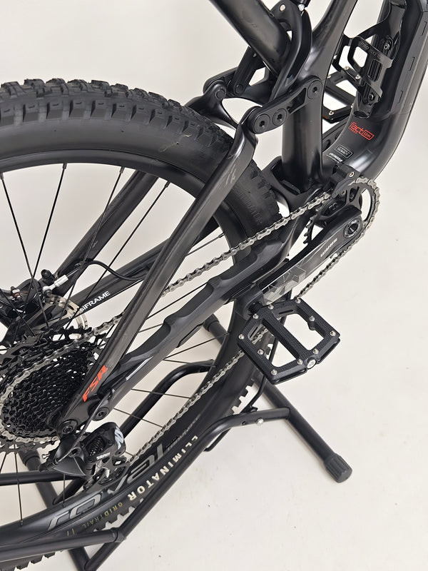 Specialized Stumpjumper Comp CARBON 29 2020 / MEDIUM / RRP: £3,800.00 / Excellent Condition!