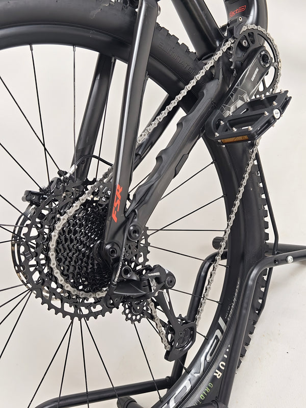 Specialized Stumpjumper Comp CARBON 29 2020 / MEDIUM / RRP: £3,800.00 / Excellent Condition!