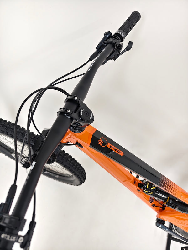 Orange ALPINE 6 RS 2022/ LARGE / ZEB + Cane Creek / RRP: £5,700.00 / Excellent Condition!