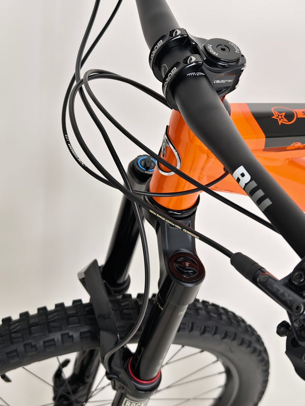 Orange ALPINE 6 RS 2022/ LARGE / ZEB + Cane Creek / RRP: £5,700.00 / Excellent Condition!