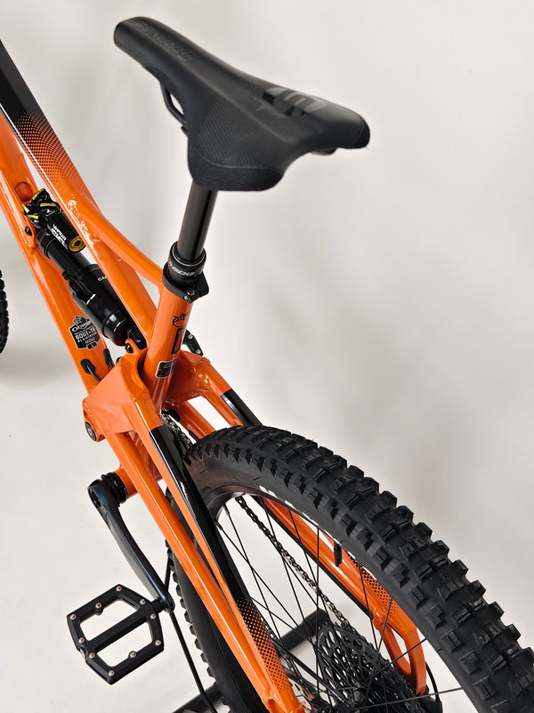 Orange ALPINE 6 RS 2022/ LARGE / ZEB + Cane Creek / RRP: £5,700.00 / Excellent Condition!