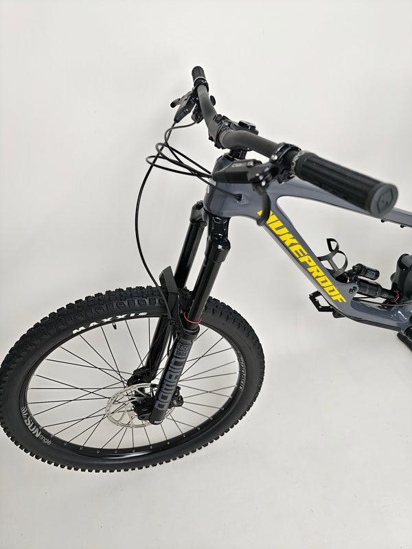 Nukeproof Giga 290 Comp Carbon 2022 / LARGE / RRP: £3,699.00 / Very Good Condition