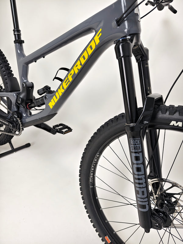 Nukeproof Giga 290 Comp Carbon 2022 / LARGE / RRP: £3,699.00 / Very Good Condition