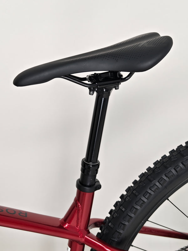 2024 Trek ROSCOE 9 Bike / MEDIMUM / RRP: £1,675.00/ Very Good Condition