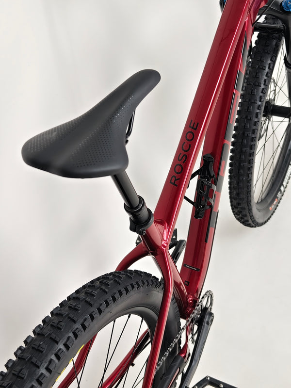 2024 Trek ROSCOE 9 Bike / MEDIMUM / RRP: £1,675.00/ Very Good Condition