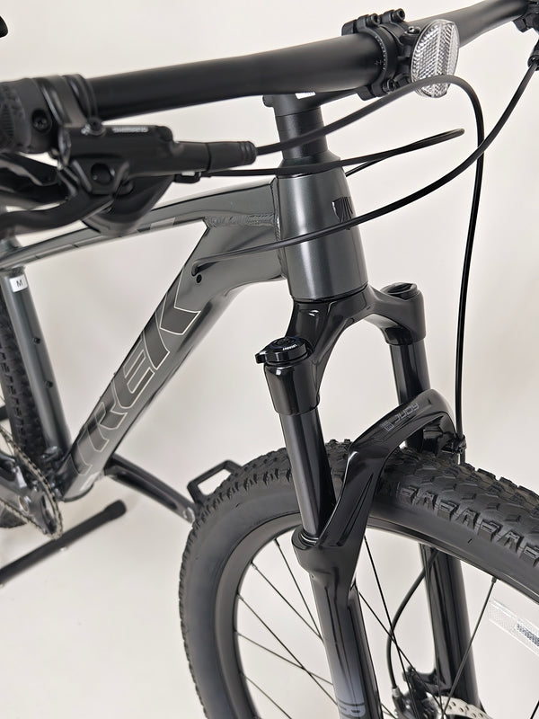 Trek X-Caliber 8 2023 Mountain Bike / MEDIUM / RRP: £1,390.00 / LIKE NEW!