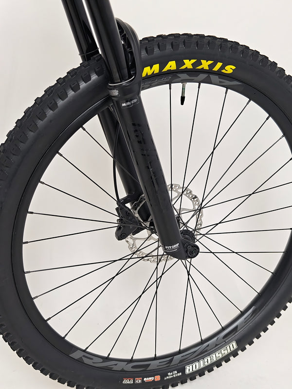 Orbea Occam H20-Eagle 2023/MEDIUM / FOX / RRP: £3,999.00 / Very Good Condition