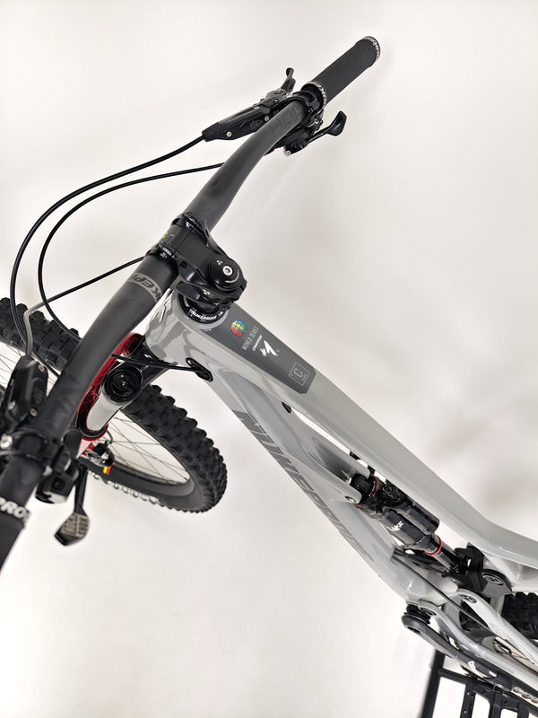 Nukeproof Mega 275 RS X01 Eagle CARBON / M-L / RRP: £5,299.99 / Very Good Condition