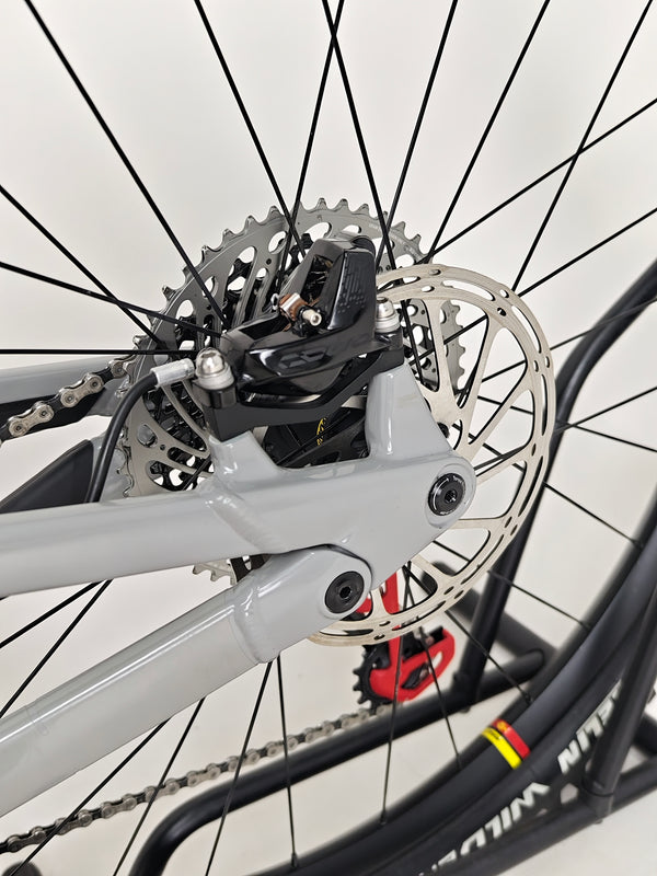 Nukeproof Mega 275 RS X01 Eagle CARBON / M-L / RRP: £5,299.99 / Very Good Condition