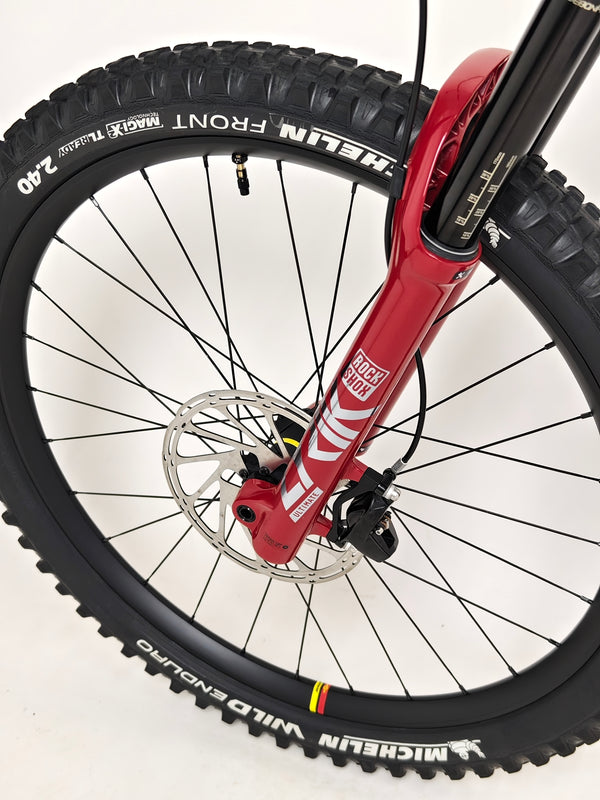 Nukeproof Mega 275 RS X01 Eagle CARBON / M-L / RRP: £5,299.99 / Very Good Condition